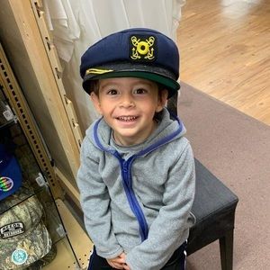 Meet your Posher, Adrienne